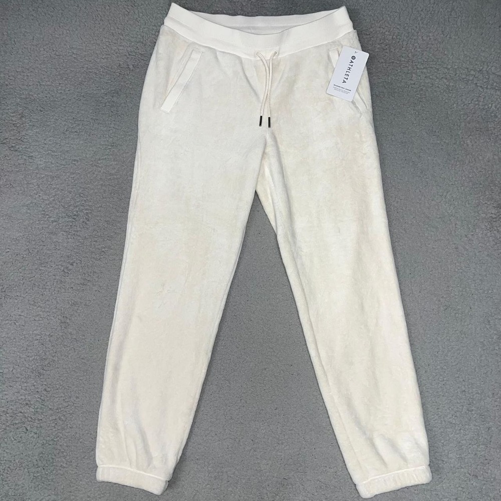 NWT Athleta Forever Plush Sweatpants Women Sz M White Fleece Recover Cozy Jogger